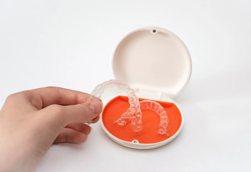 Unveiling the Power of Ultrasonic Cleaner for Invisalign — Creworks ...